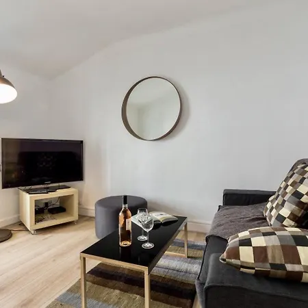 Apartamento T2 Bonaparte Place Du Pin Port